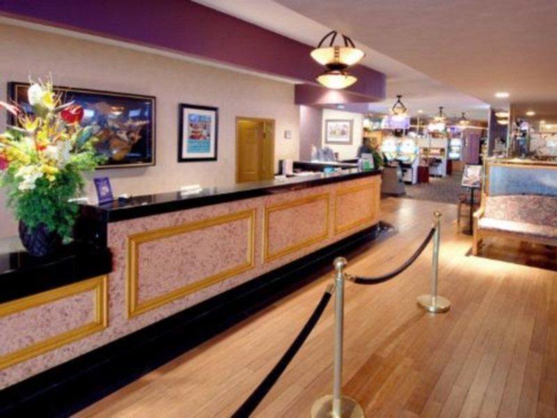 Mardi Gras Hotel & Casino Лас-Вегас Экстерьер фото
